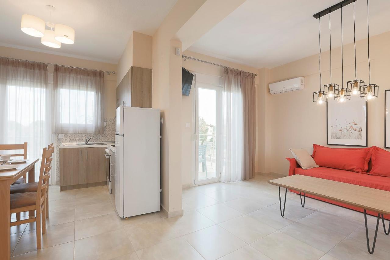 Palm Tree Maisonettes #Feelslikehome Ormos Panagias Exterior photo